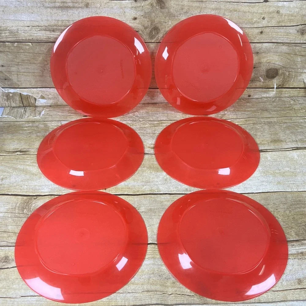 Tupperware  Luncheon Dessert  Plates Open House RED  8 in Set of 6